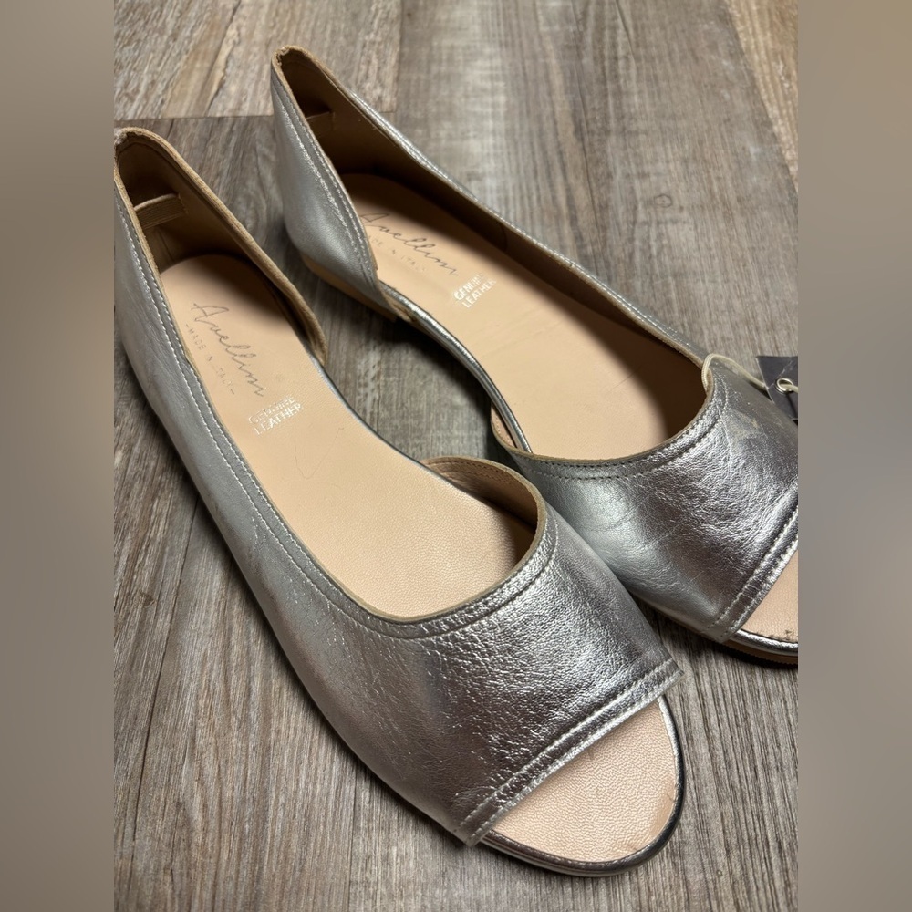 NWT Avellini Made in Italy Leather Silver Peep Toe Flats